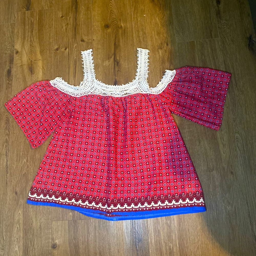 Small Kori Cold Shoulder Top